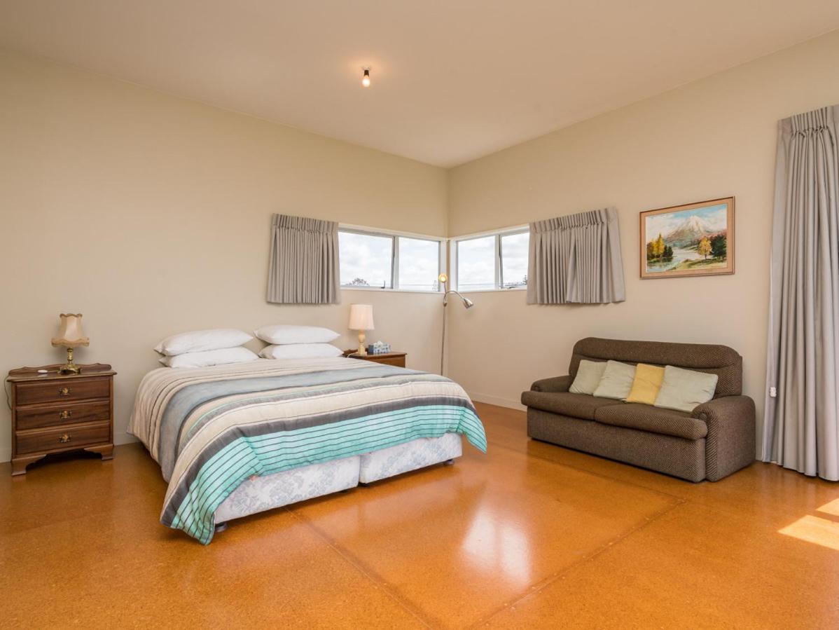 Roberts Retreat - Mangawhai Holiday Home Exterior photo